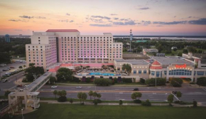  Harrah's Gulf Coast Hotel & Casino  Билокси